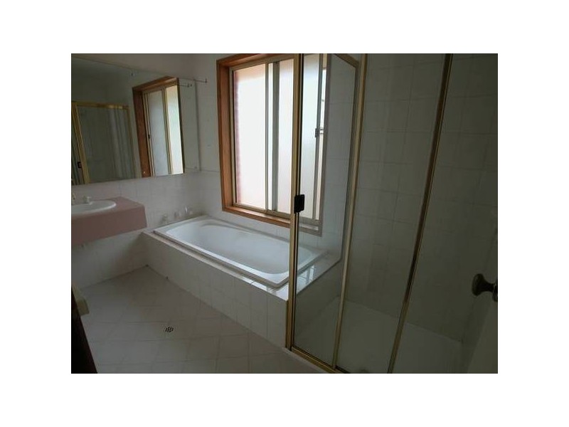 11A Hancock Road, Vista SA 5091