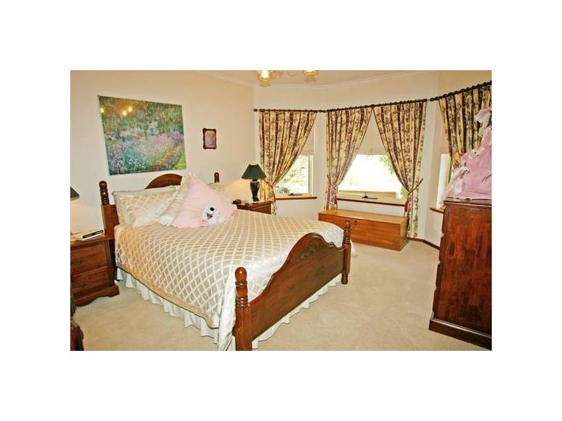 9 Laburnum Drive, Greenwith SA 5125