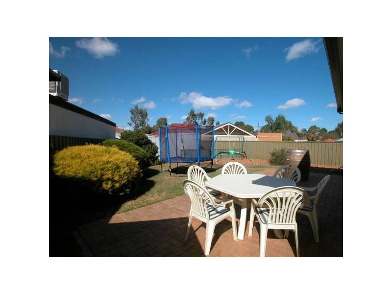 55 Goodfield Road, Para Hills West SA 5096