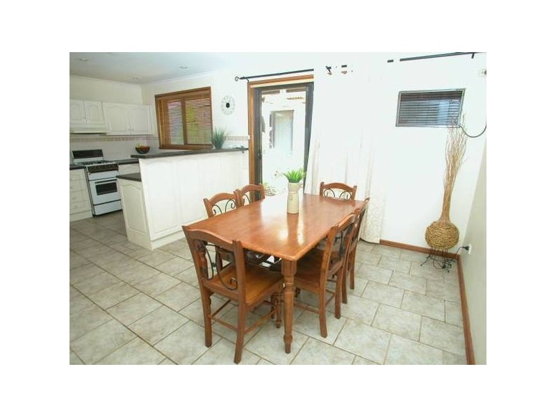 12 Mona Court, Modbury Heights SA 5092