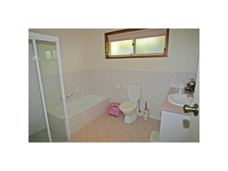 33 Bushmills Street, Greenwith SA 5125