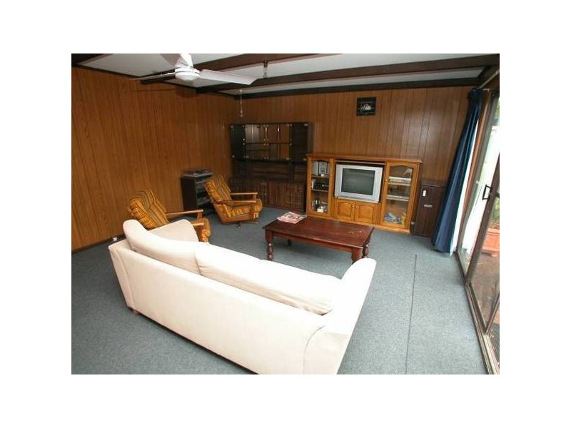 4 Niblick Street, Fairview Park SA 5126