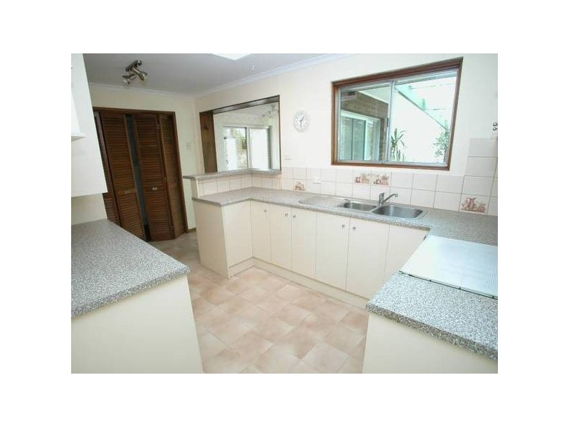 25 Dargie Avenue, Hope Valley SA 5090