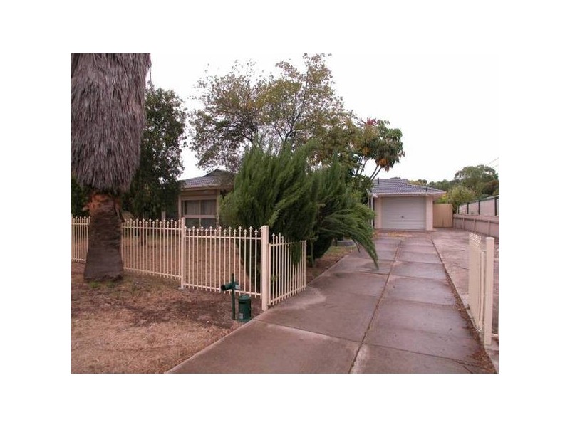 19 Kingsford Smith Street, Modbury Heights SA 5092