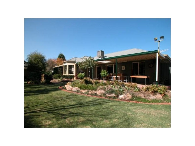 8 Brunswick Terrace, Wynn Vale SA 5127