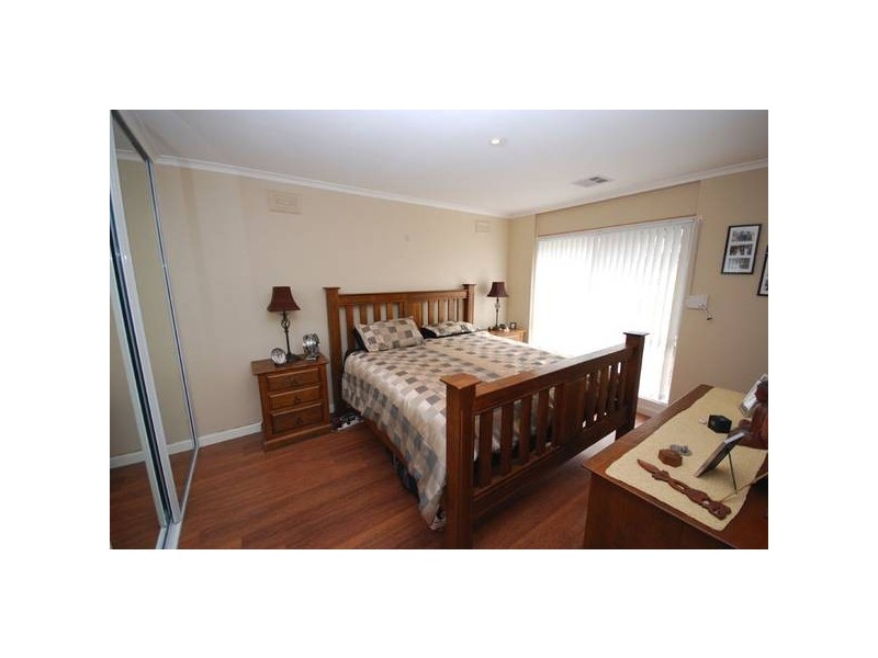 15 Landy Avenue, Gulfview Heights SA 5096