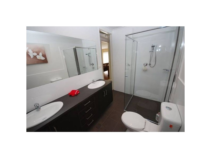 15 Landy Avenue, Gulfview Heights SA 5096