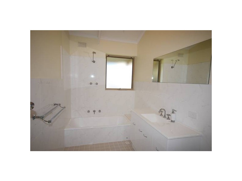 5 Timor Court, West Beach SA 5024