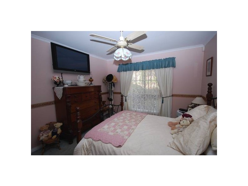 16 Orange Avenue, Golden Grove SA 5125