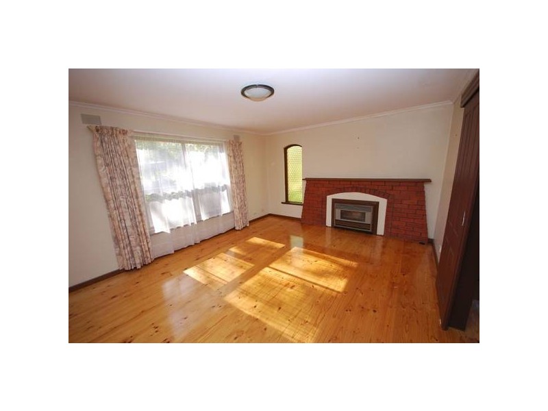 4 Butler Crescent, Banksia Park SA 5091