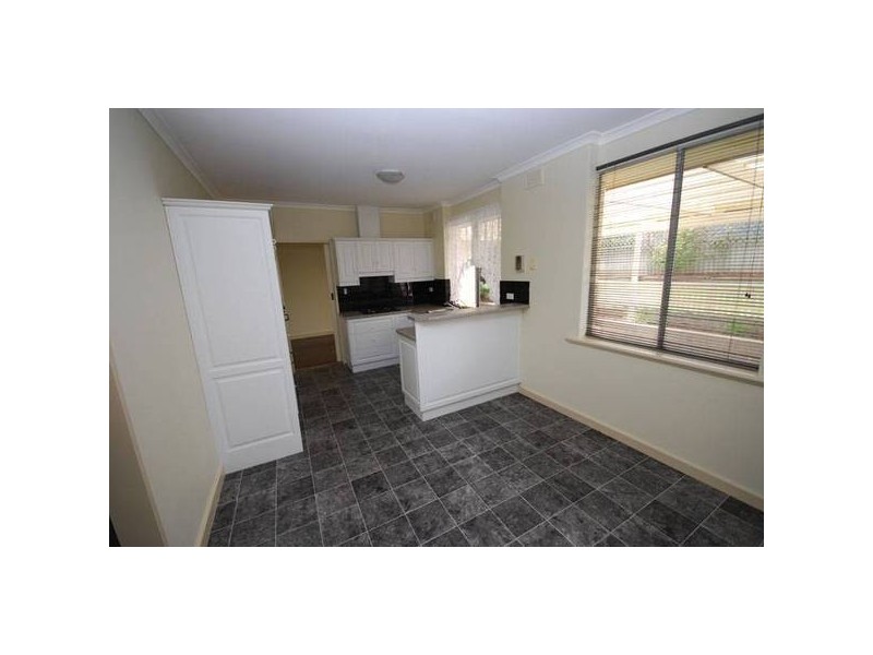 1 Harley Place, Vista SA 5091