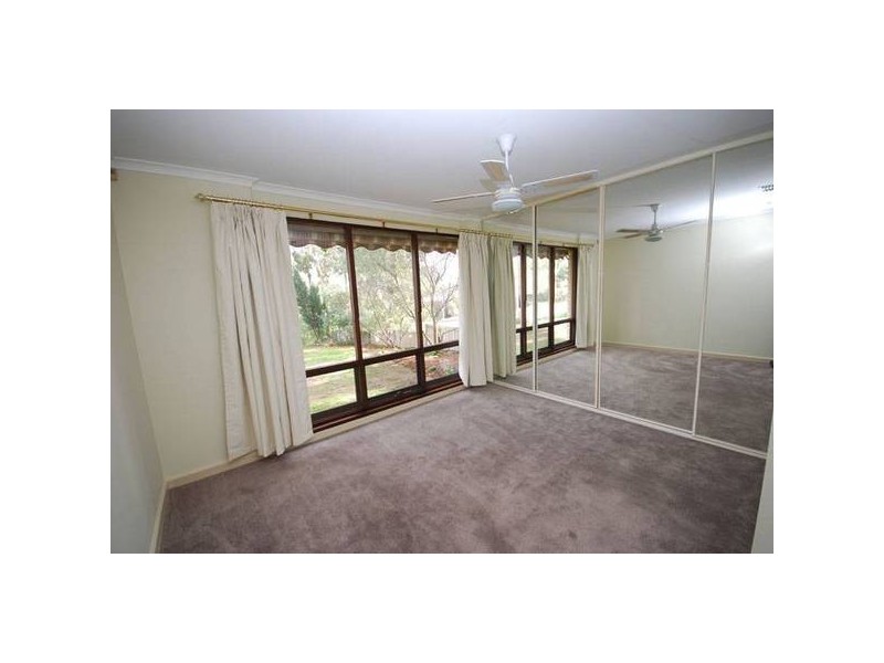 1 Harley Place, Vista SA 5091