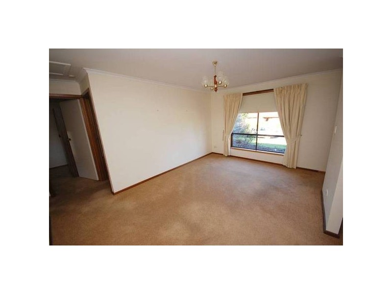 2/7 Rawe Court, Redwood Park SA 5097