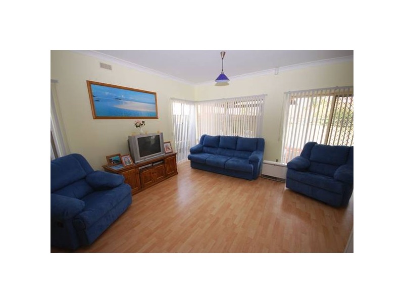 32 Featherstone Circuit, Greenwith SA 5125