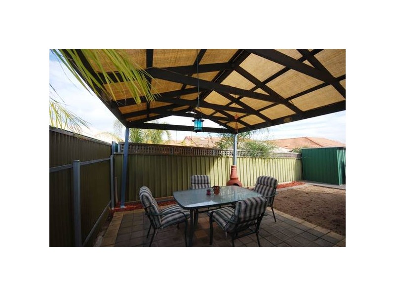 32 Featherstone Circuit, Greenwith SA 5125