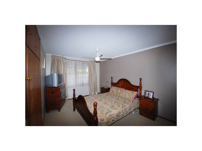 25 Von Nida Street, Fairview Park SA 5126