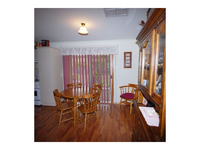 12A Lyle Street, Para Vista SA 5093