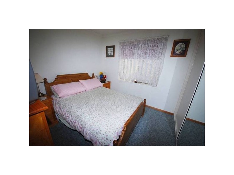 12A Lyle Street, Para Vista SA 5093