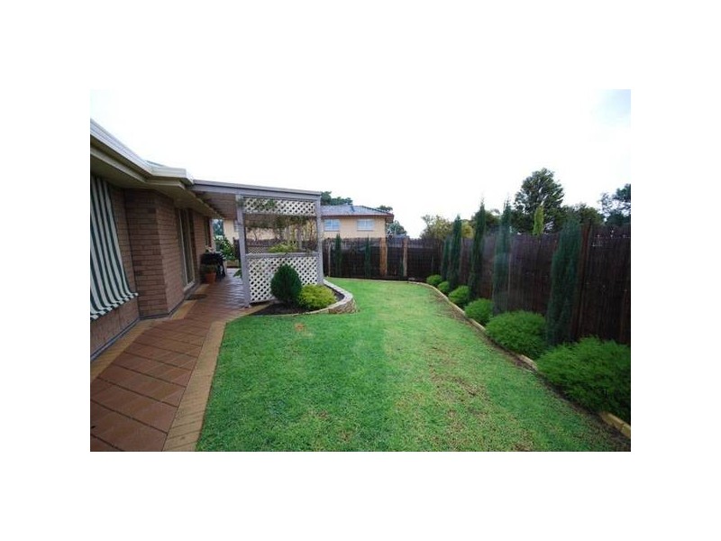 12A Lyle Street, Para Vista SA 5093