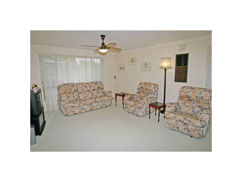 21 Dargie Avenue, Hope Valley SA 5090