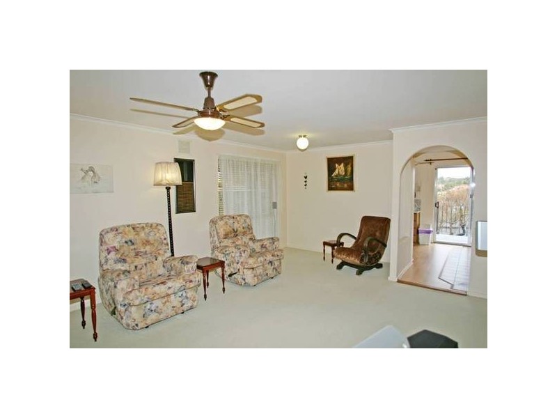 21 Dargie Avenue, Hope Valley SA 5090