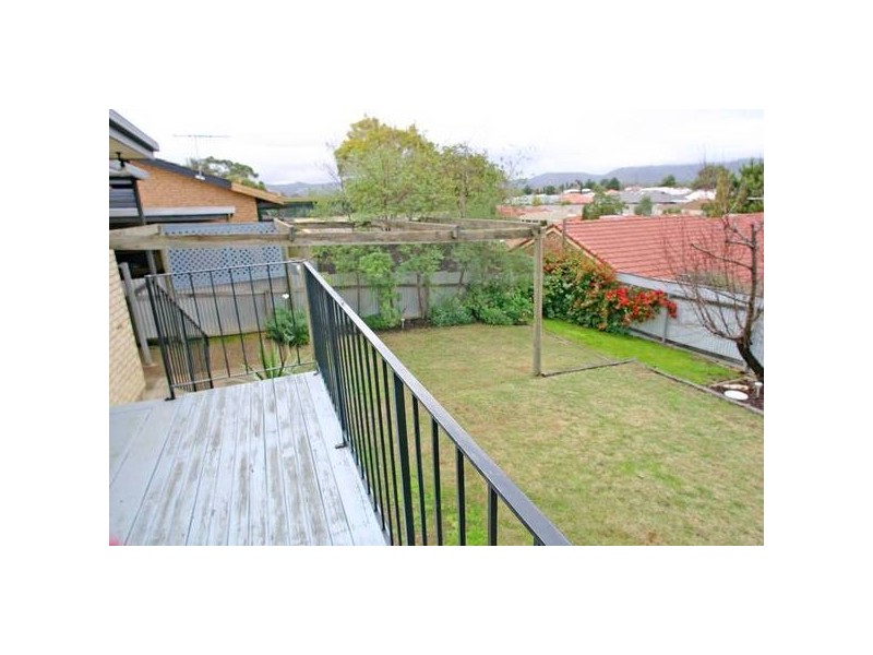 21 Dargie Avenue, Hope Valley SA 5090