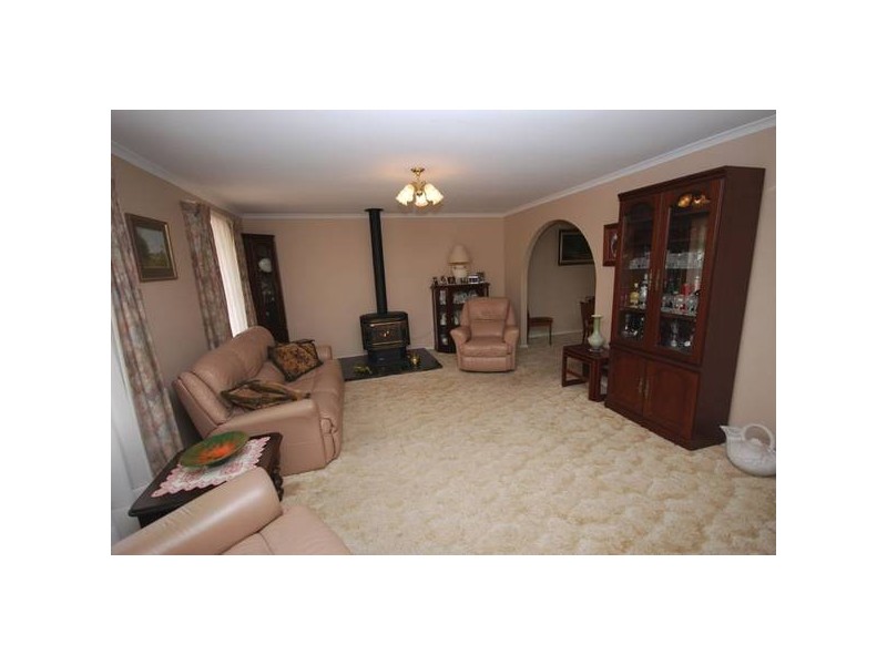 26 Waitara Road, Banksia Park SA 5091