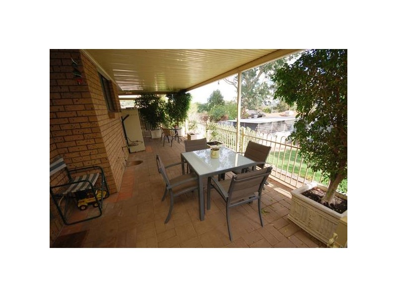 26 Waitara Road, Banksia Park SA 5091