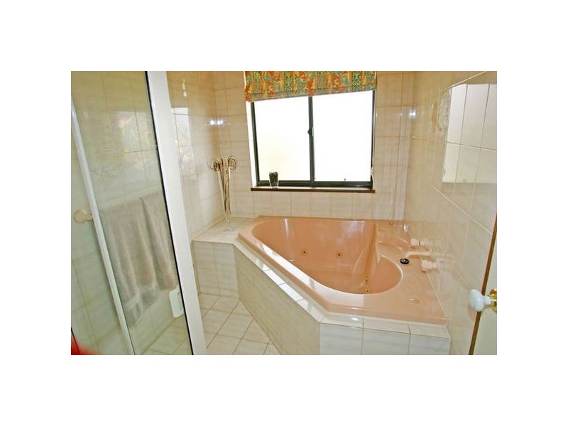 16 Macdonnell Street, Highbury SA 5089