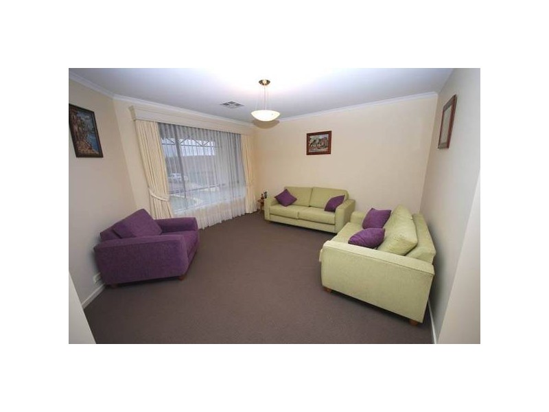 7 Shackleton Court, Greenwith SA 5125