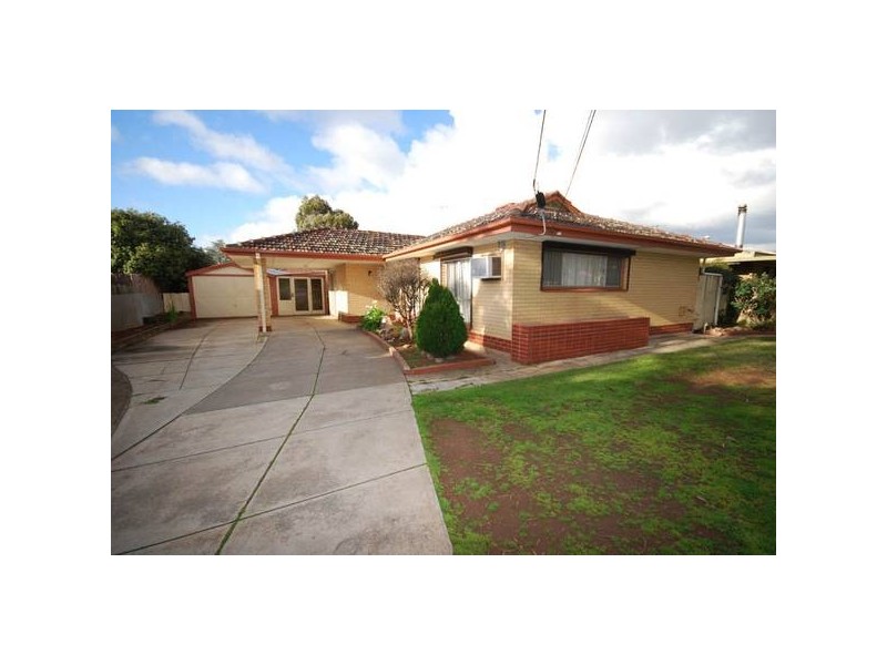 16 Jarman Avenue, Salisbury East SA 5109