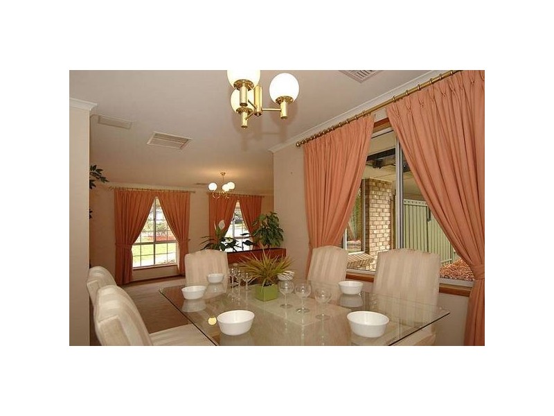 5 Palmyra Street, Modbury Heights SA 5092