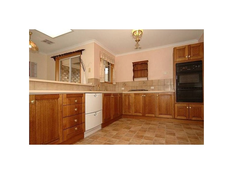 5 Palmyra Street, Modbury Heights SA 5092