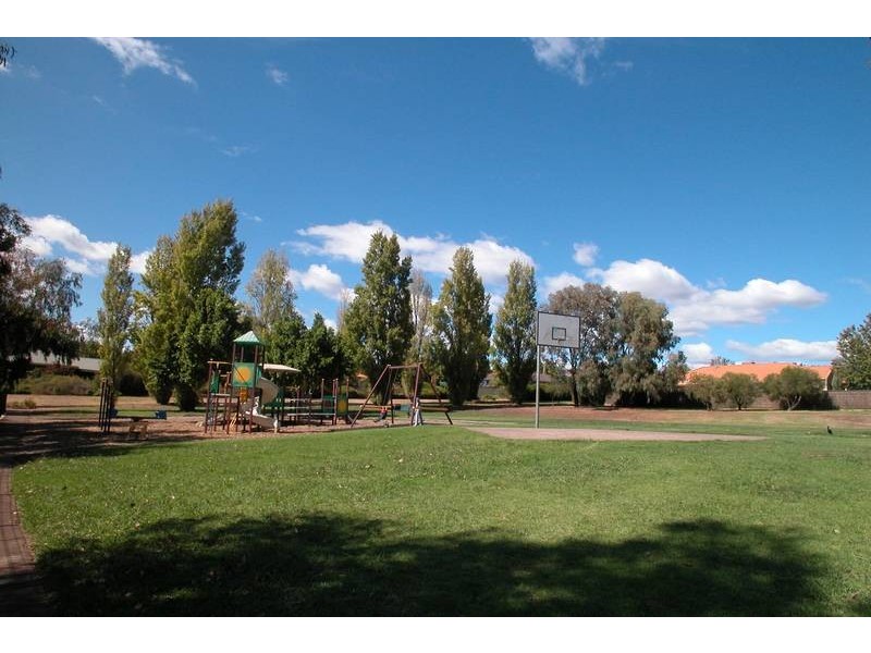 6 Dowton Place, Greenwith SA 5125