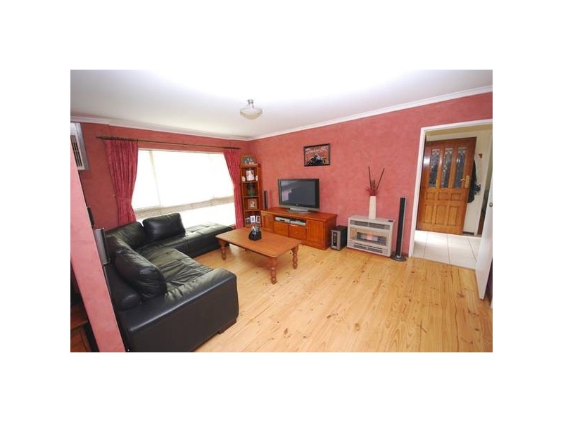 15 Abercrombie Crescent, St Agnes SA 5097