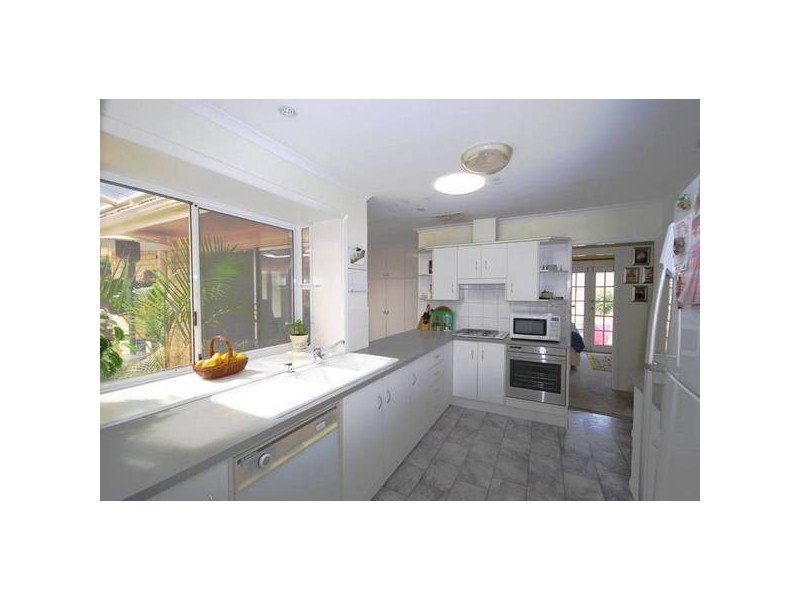 14 Bradshaw Avenue, Highbury SA 5089