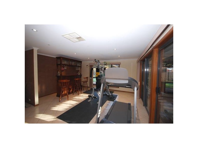 1 Samuel Court, Greenwith SA 5125