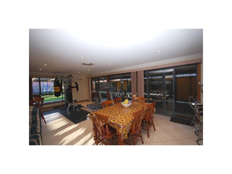 1 Samuel Court, Greenwith SA 5125