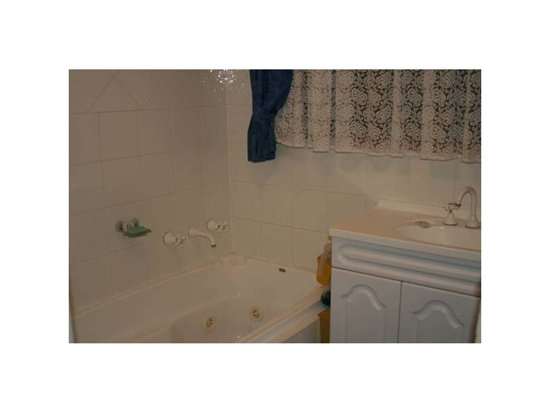 16 Gruen Court, St Agnes SA 5097
