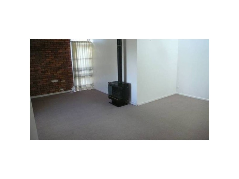 18 Dennis Grove, Vista SA 5091