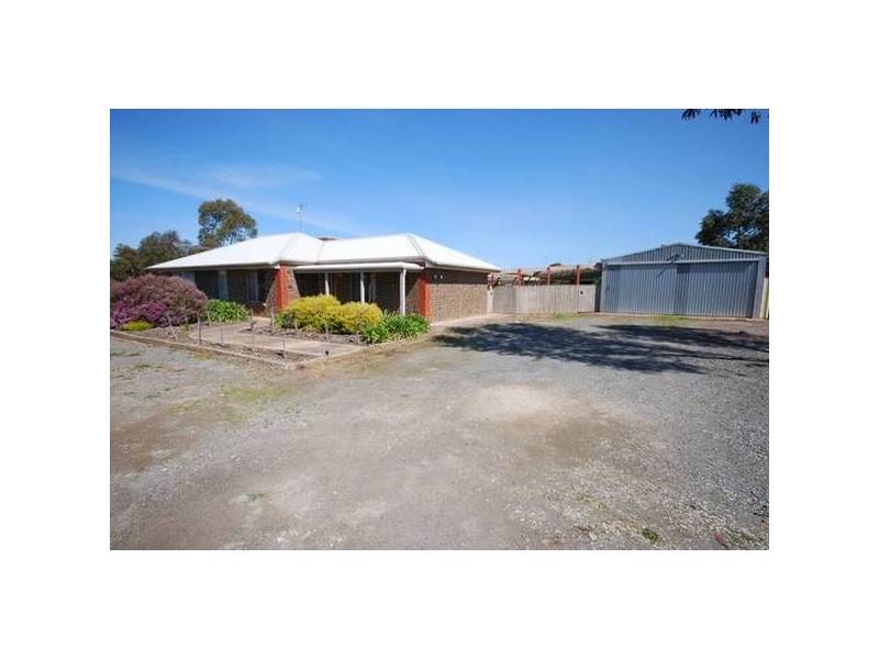 17 Betty Road, Lewiston SA 5501