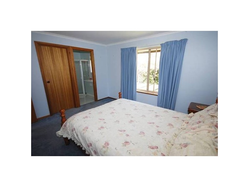 17 Betty Road, Lewiston SA 5501