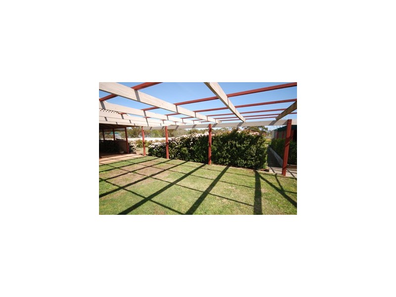 17 Betty Road, Lewiston SA 5501