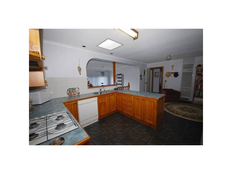 9 Lugarno Street, Redwood Park SA 5097