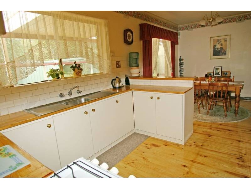 10 Ascham Road, Hope Valley SA 5090