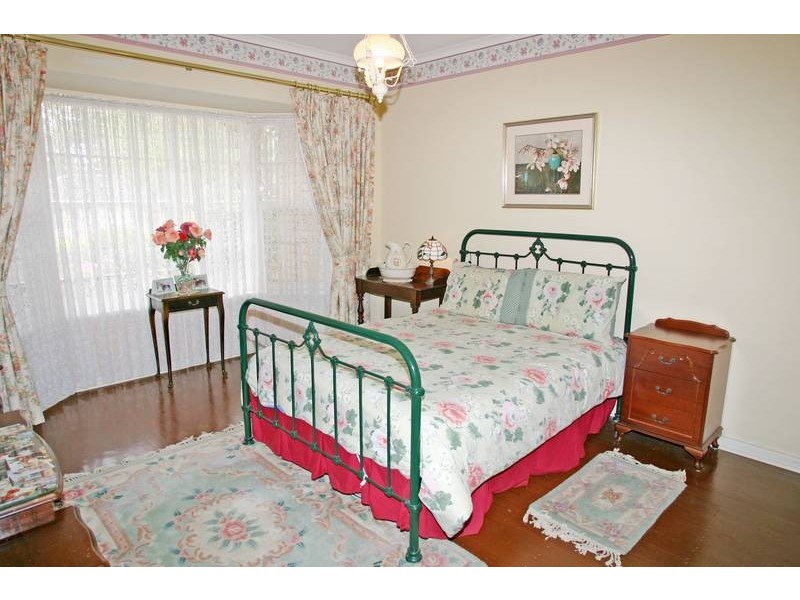 10 Ascham Road, Hope Valley SA 5090