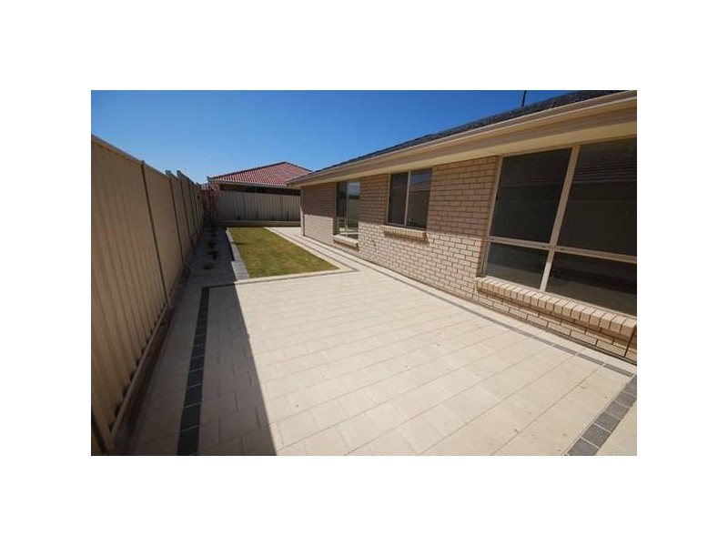 3 Melvina Road, Paralowie SA 5108