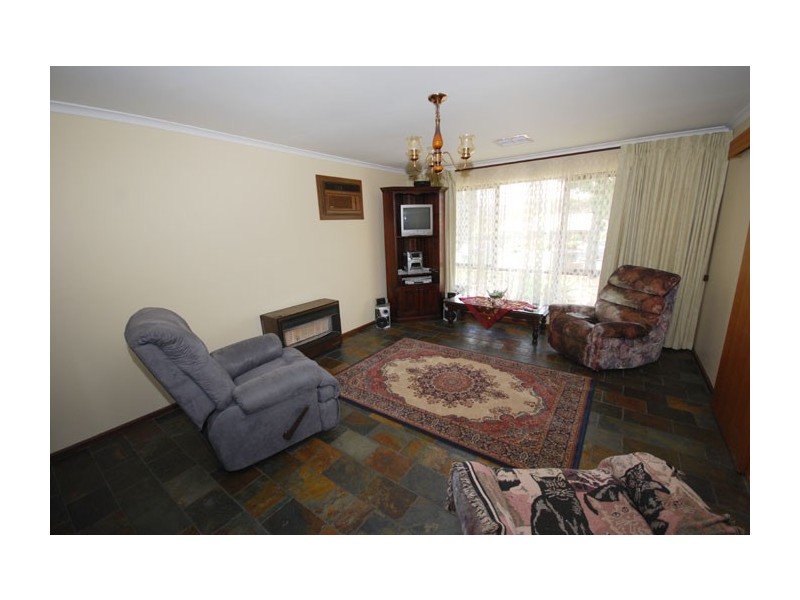 16 Magpie Street, Modbury Heights SA 5092