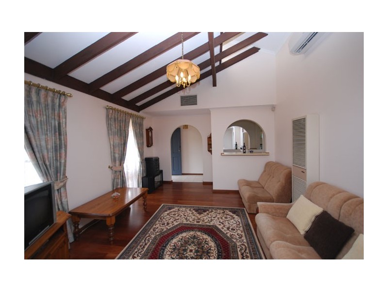 13 Derby Street, Modbury Heights SA 5092
