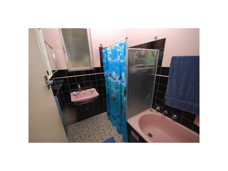 10 Eva Avenue, Redwood Park SA 5097